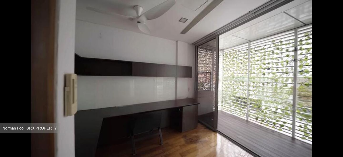 Jalan Elok (D9), Terrace #467230031